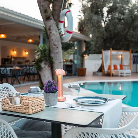 ベッド・アンド・ブレックファスト Bronze 3*