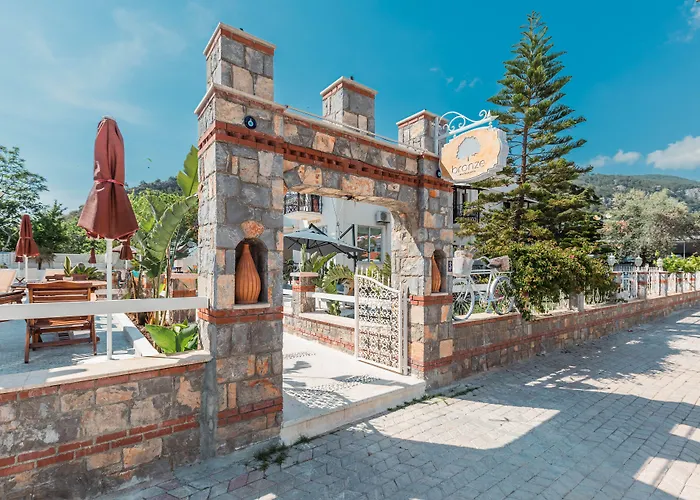 Bed & Breakfast Bronze 3*