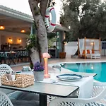 Bed & Breakfast Bronze 3*