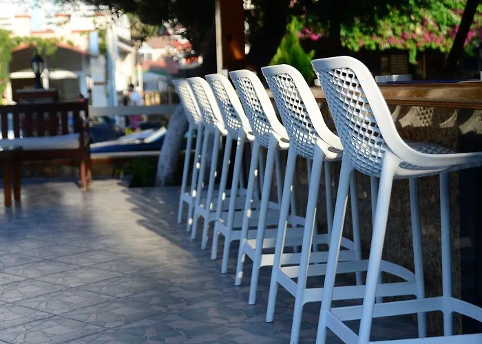 Bronze Oda ve Kahvaltı Ölüdeniz