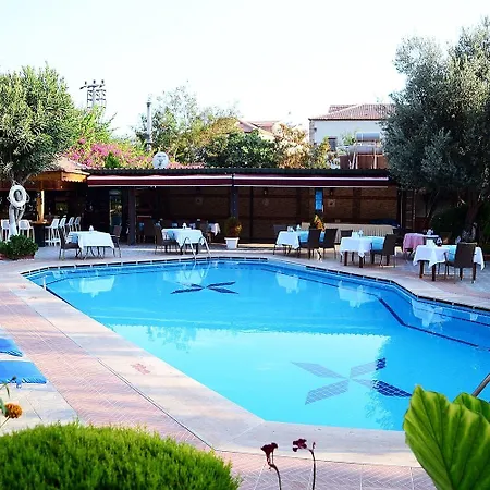 Bronze Nocleg ze śniadaniem 3*