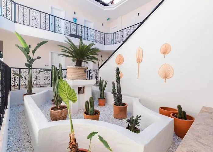 Bronze Oda ve Kahvaltı 3*