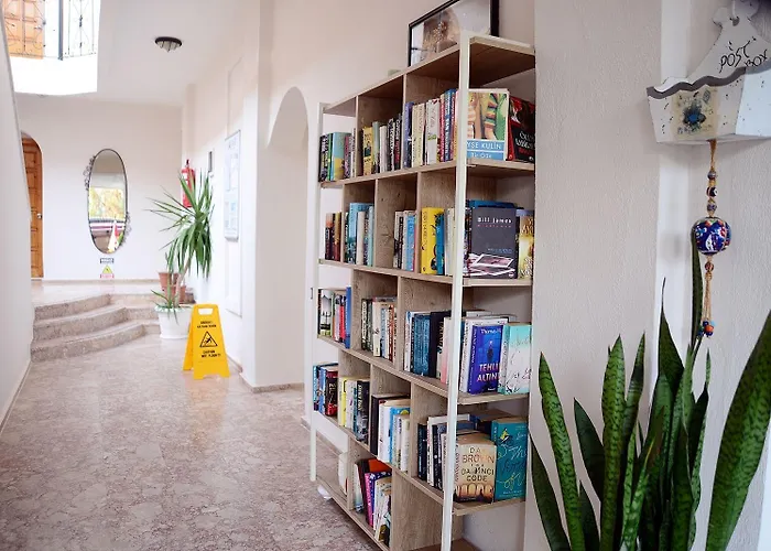 Bronze Bed & Breakfast 3*