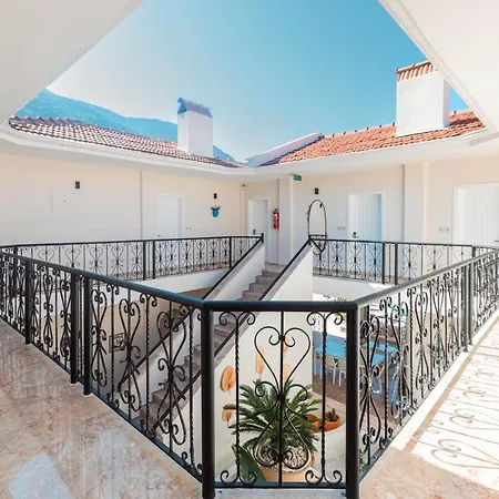 Bronze Otel